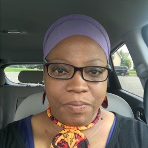 Meet your Posher, Carona